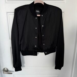 Zara Satin cropped jacket- Black XS